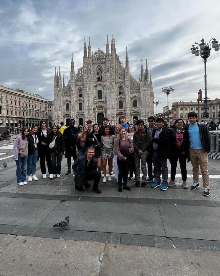 DePaul Prep student groups travel to France and Italy