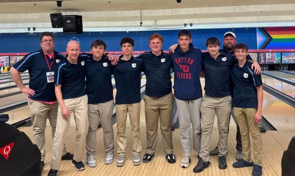 DePaul Prep Bowling Team has high hopes for regional, sectional competitions